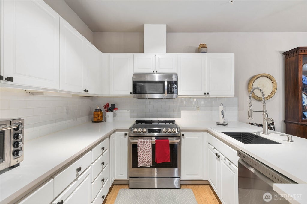 Photo of 15026 40th Avenue W #2-401, Lynnwood, WA 98087 (MLS # 2567475)
