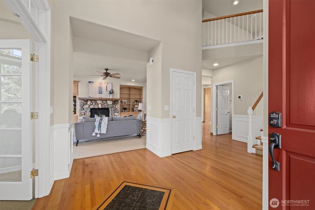 Photo of 4118 131st Avenue SE, Bellevue, WA 98006 (MLS # 2342170)