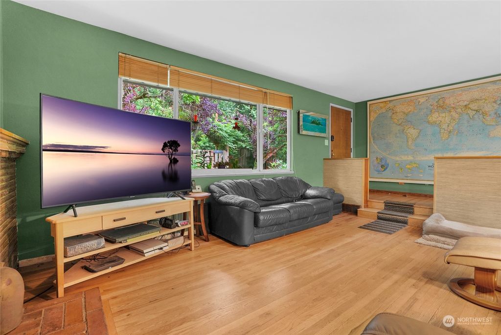 Photo of 721 N 178th Street, Shoreline, WA 98133 (MLS # 2128055)