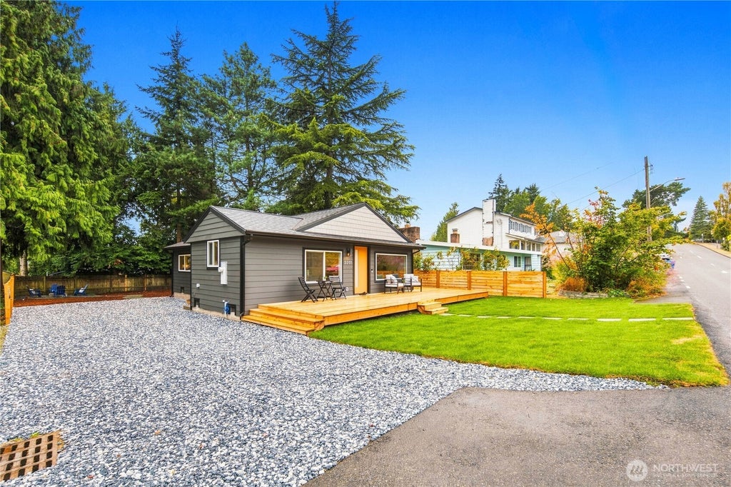 Photo of 3701 SW 105th Street, Seattle, WA 98146 (MLS # 2578269)