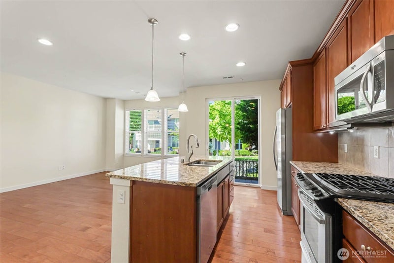 1423 NE Hickory Lane