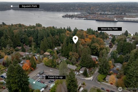 Photo of 1203 Bowman Avenue NW, Olympia, WA 98502 (MLS # 2448767) Photo of 1203 Bowman Avenue NW, Olympia, WA 98502 (MLS # 2448767)