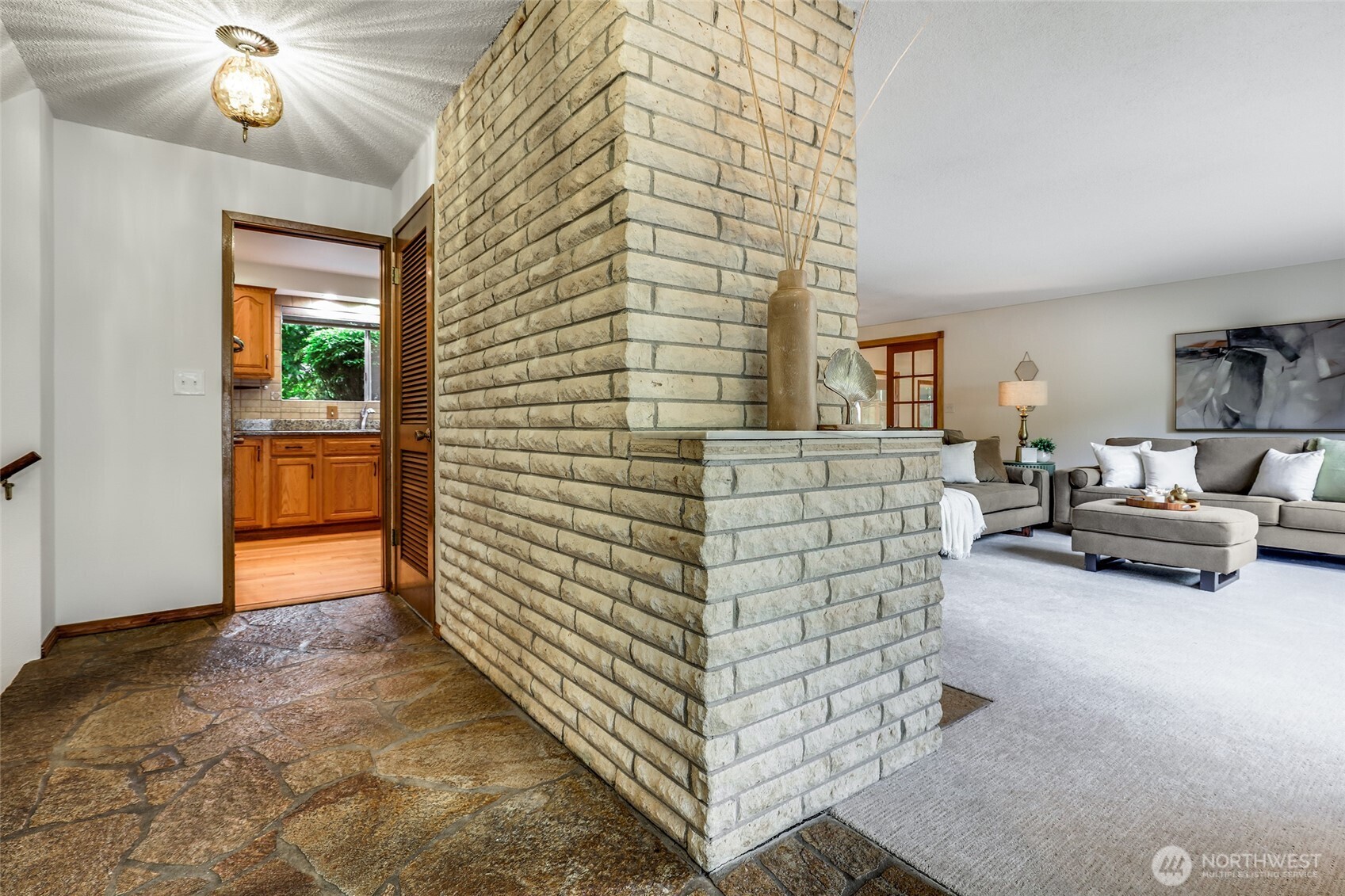 20415 12th Place NW