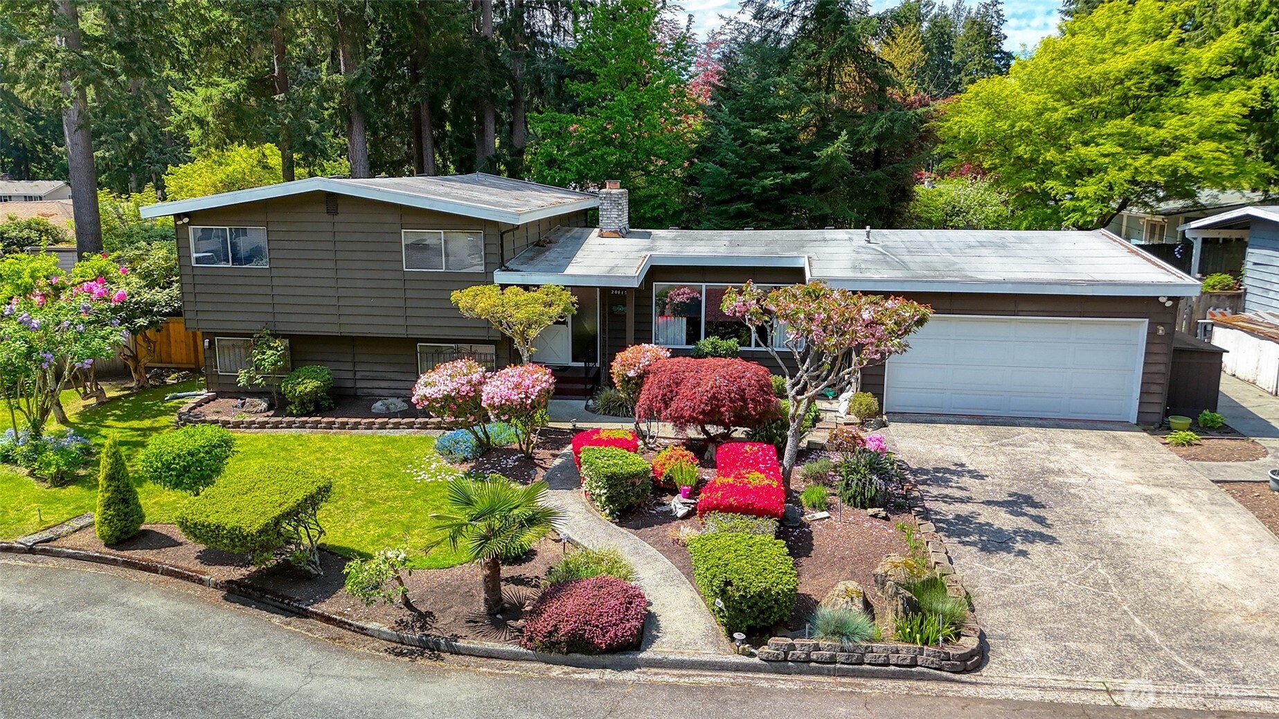 20415 12th Place NW