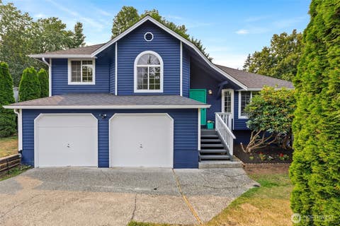 Photo of 1602 151st Place SW, Lynnwood, WA 98087 (MLS # 2553820)