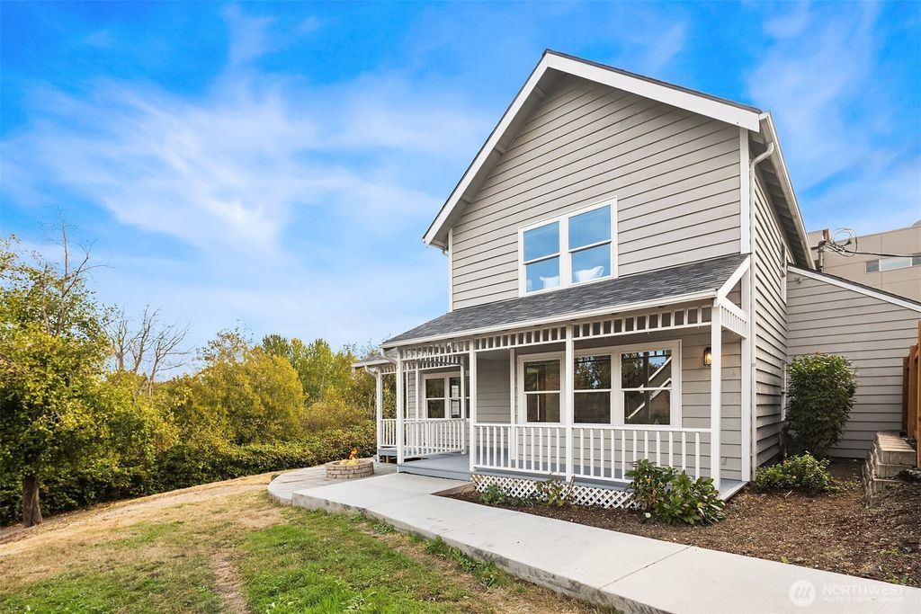 Photo of 1501 SW Brandon Street #1, Seattle, WA 98106 (MLS # 2437794)