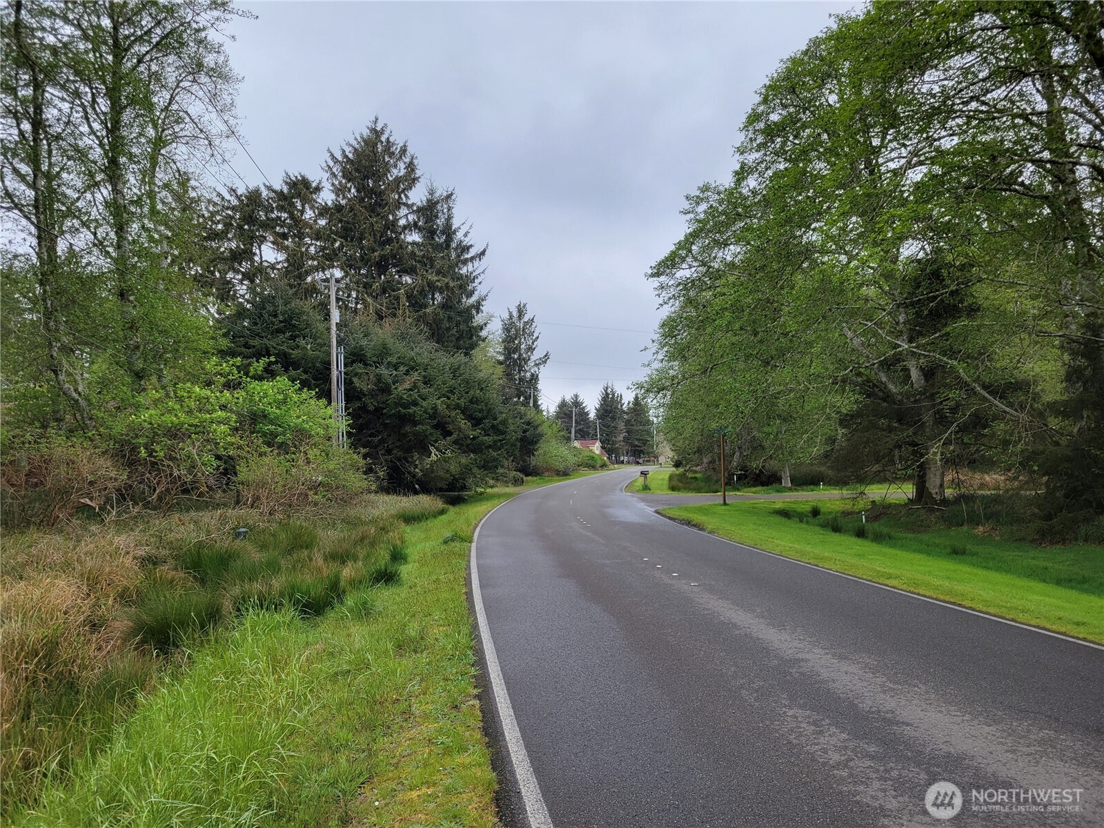 789 Mount Olympus Avenue SE