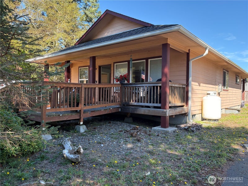 974 Mount Olympus Avenue SE