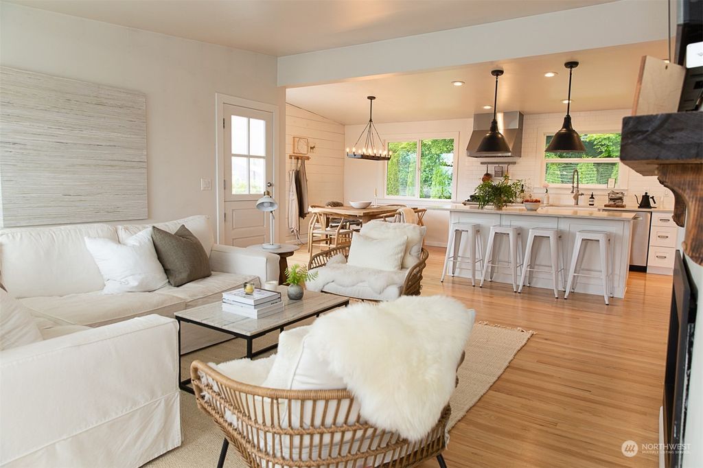 Photo of 221 8th Avenue S, Edmonds, WA 98020 (MLS # 2127015)