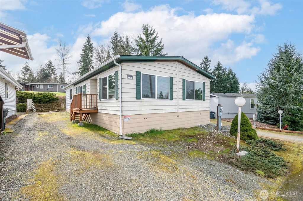 Photo of 13704 108th Street Ct E #2, Puyallup, WA 98374 (MLS # 2486124)