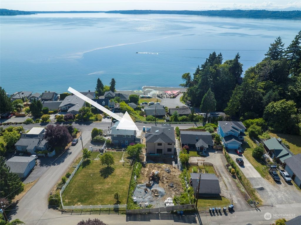 Photo of 26844 8th Avenue S, Des Moines, WA 98198 (MLS # 2132965)