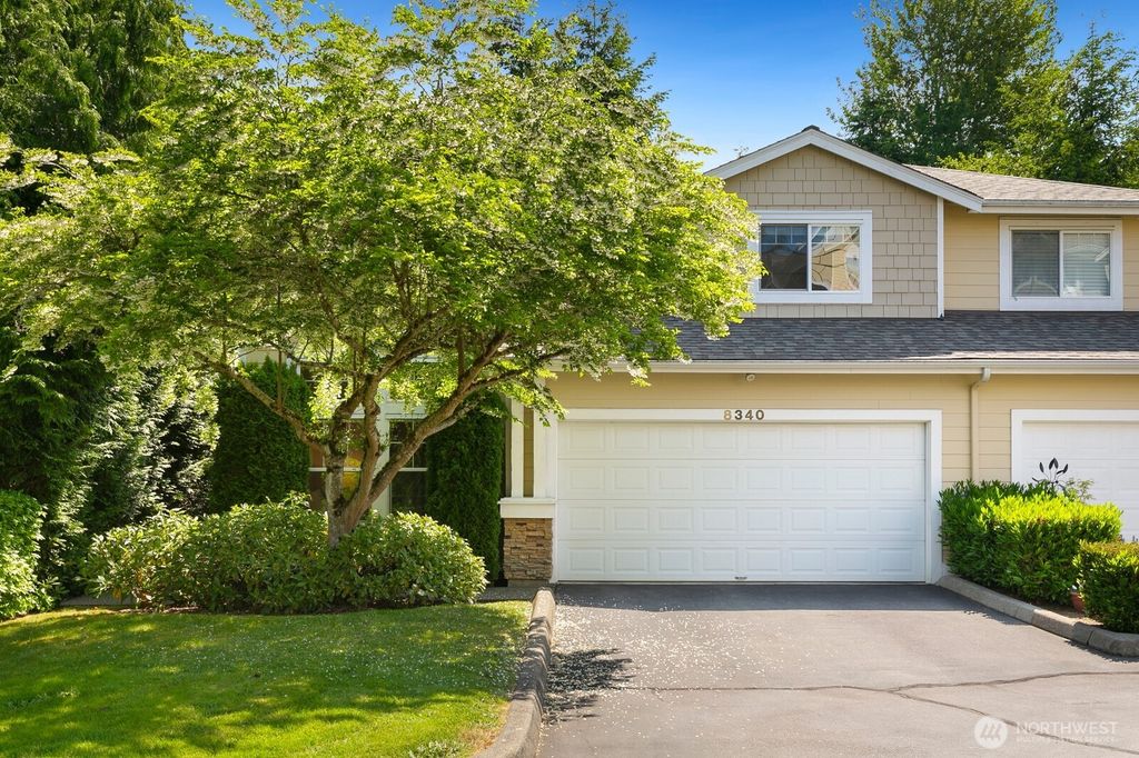 Photo of 8340 NE 140th Street, Kirkland, WA 98034 (MLS # 2386559)