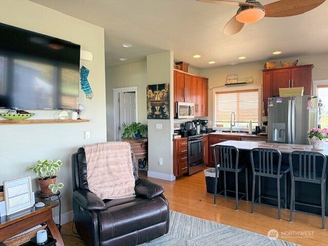 477 Broadmoor Court SW