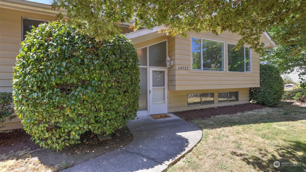 Photo of 14727 59th Avenue S, Tukwila, WA 98168 (MLS # 2142026)