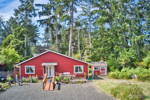 Photo of 952 Washoe Court SE, Ocean Shores, WA 98569 (MLS # 2426918)