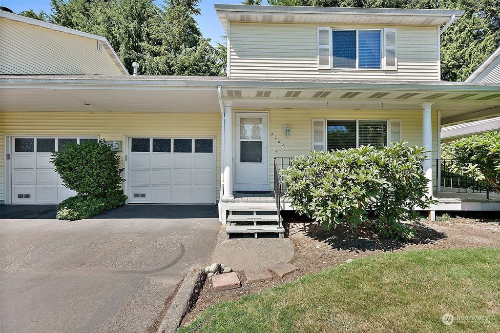 Photo of 32621 3rd Place S, Federal Way, WA 98003 (MLS # 2269035)