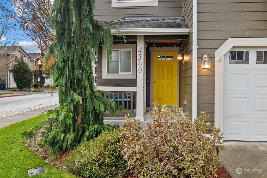 Photo of 4560 148th Street NE, Marysville, WA 98271 (MLS # 2310137)