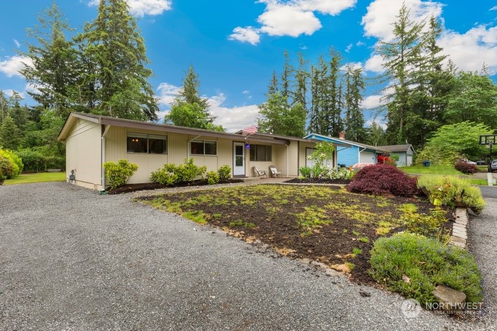 Photo of 24032 193rd Place SE, Covington, WA 98042 (MLS # 2242493)