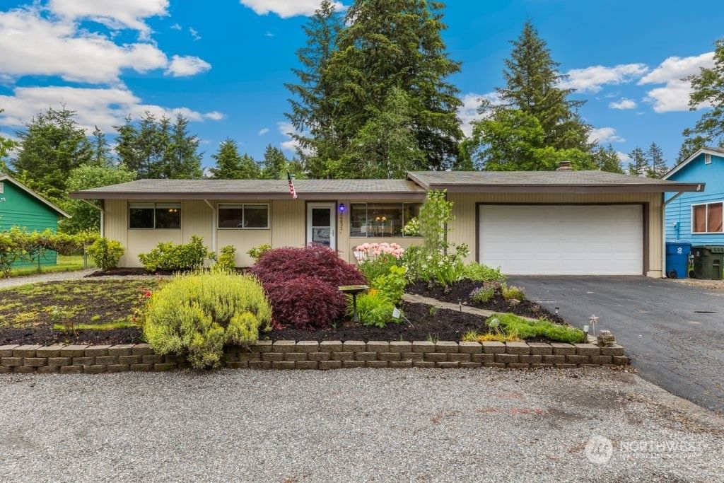 Photo of 24032 193rd Place SE, Covington, WA 98042 (MLS # 2242493)