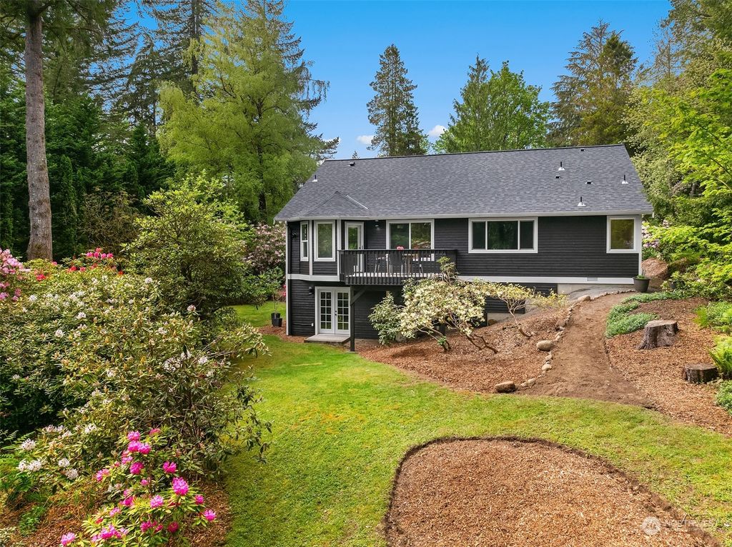 Photo of 11230 W Lake Joy Drive NE, Carnation, WA 98014 (MLS # 2239947)