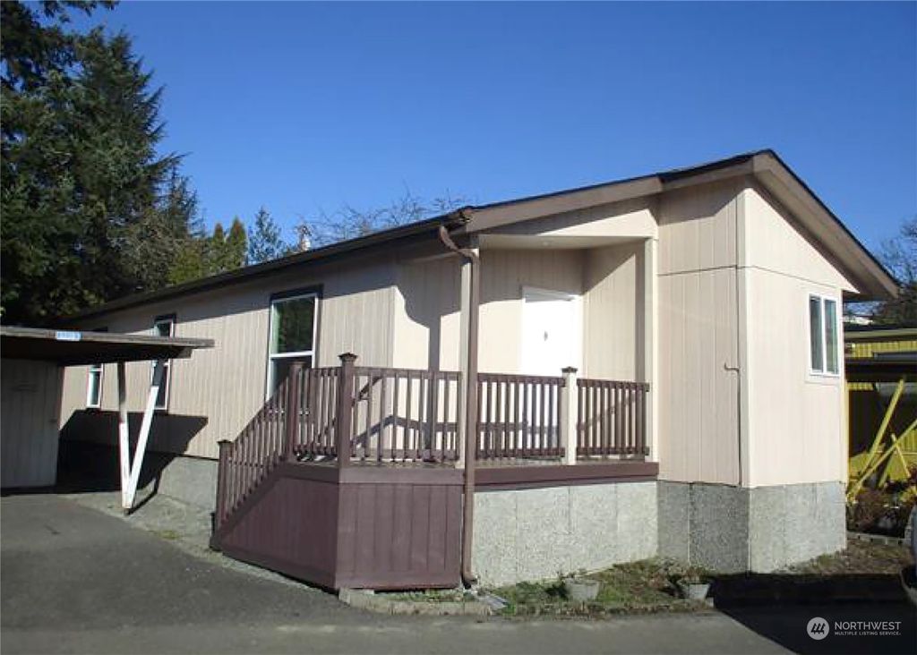 Photo of 3228 S 180th Place #29, SeaTac, WA 98188 (MLS # 2327221)