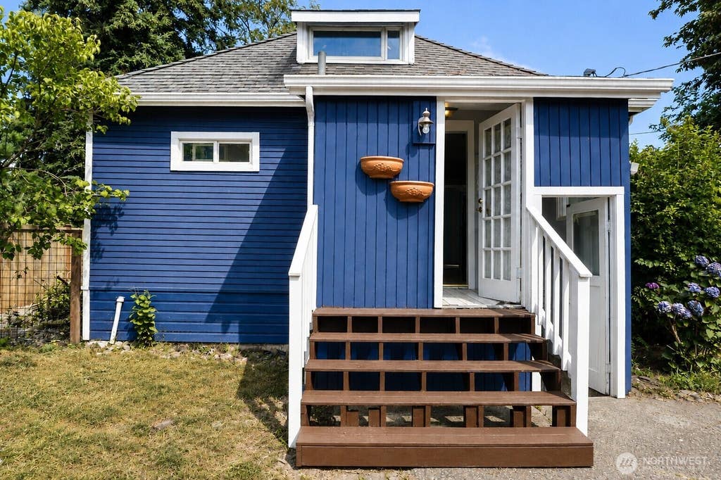 Photo of 4036 S 119th Street, Tukwila, WA 98168 (MLS # 2569431)