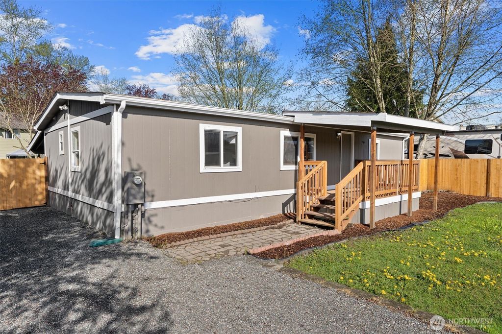 Photo of 204 Cedar Lane, Pacific, WA 98047 (MLS # 2368288)