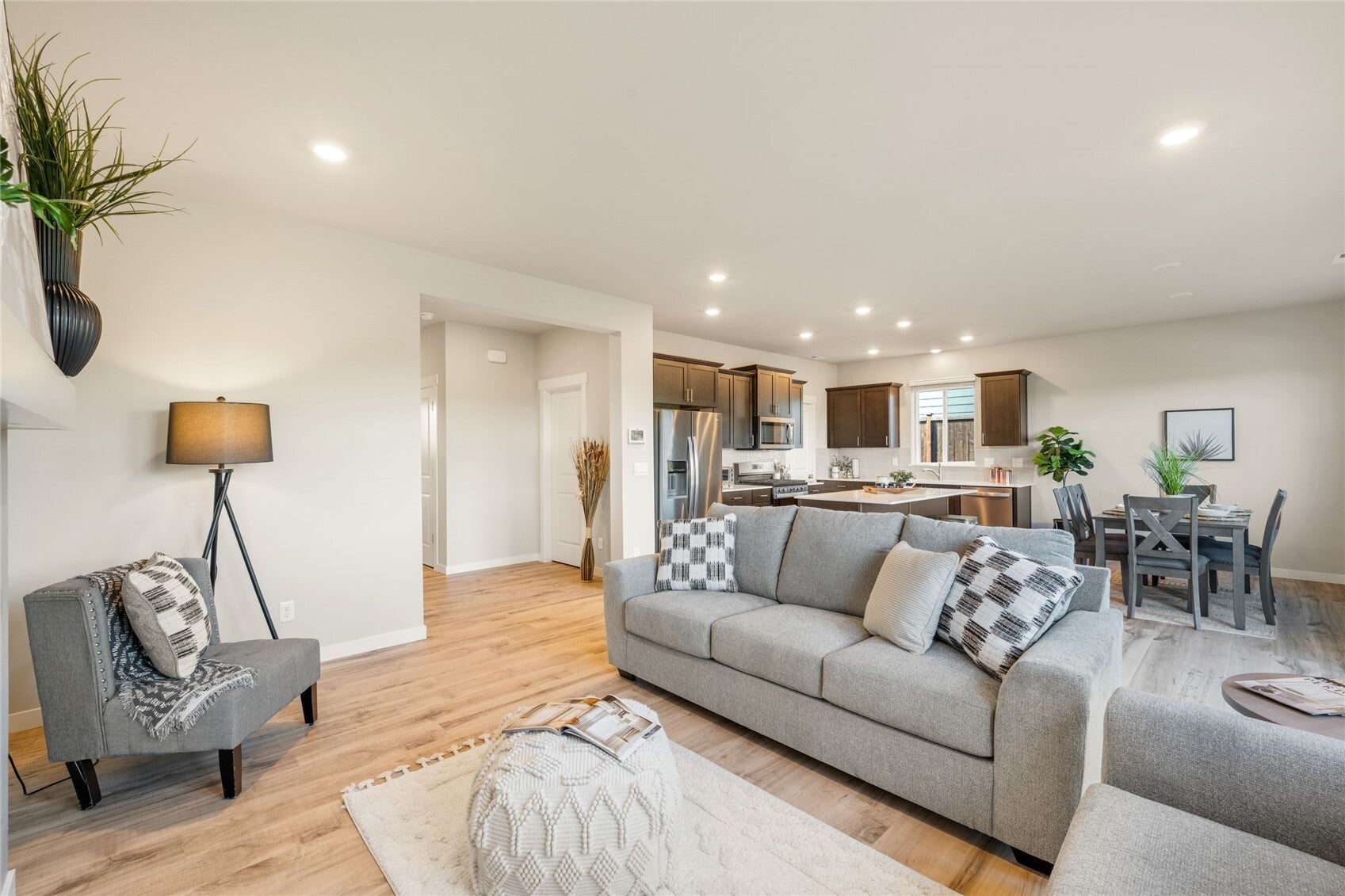 1001 SW Pendleton Way