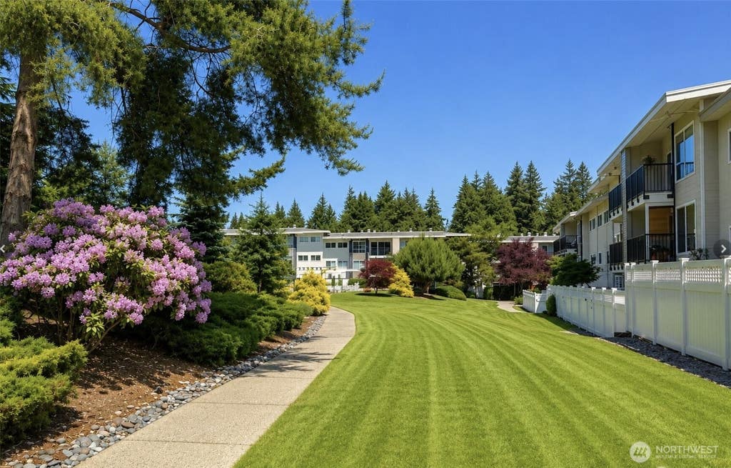 Photo of 12631 NE 9th Place #C205, Bellevue, WA 98005 (MLS # 2572506)
