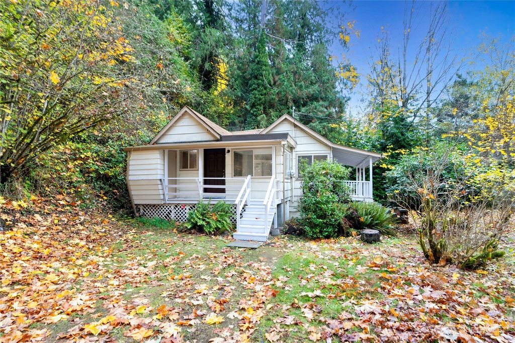 Photo of 22504 Dorre Don Way SE, Maple Valley, WA 98038 (MLS # 2453130)