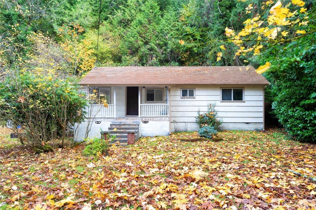 Photo of 22504 Dorre Don Way SE, Maple Valley, WA 98038 (MLS # 2453130)
