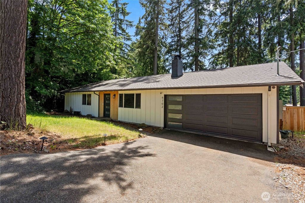 Photo of 6702 75th Street W, Lakewood, WA 98499 (MLS # 2531201)