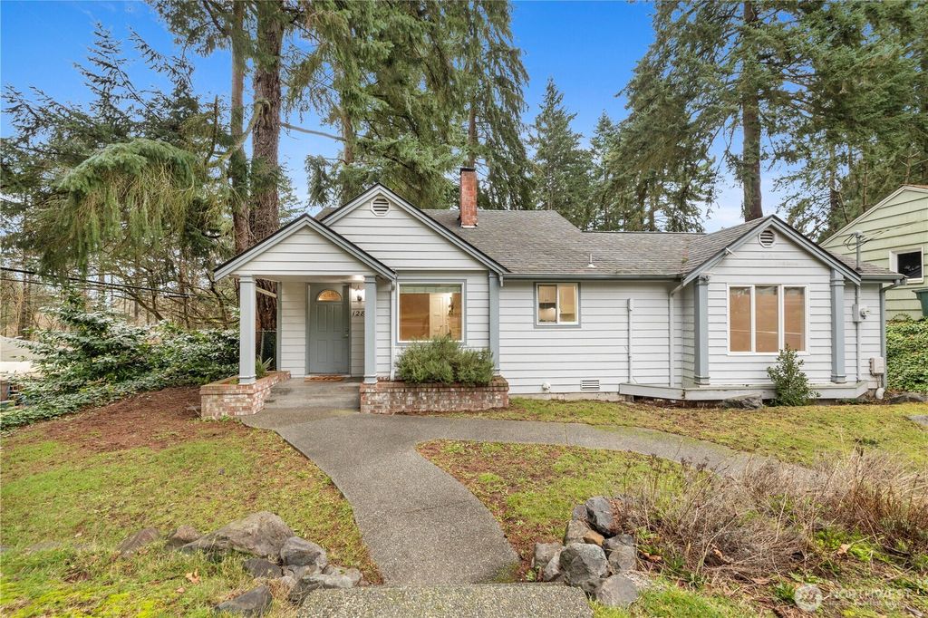 Photo of 12818 8th Avenue NE, Seattle, WA 98125 (MLS # 2468690)
