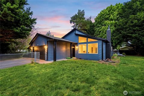 Photo of 13103 48th Avenue NE, Marysville, WA 98271 (MLS # 2515576)