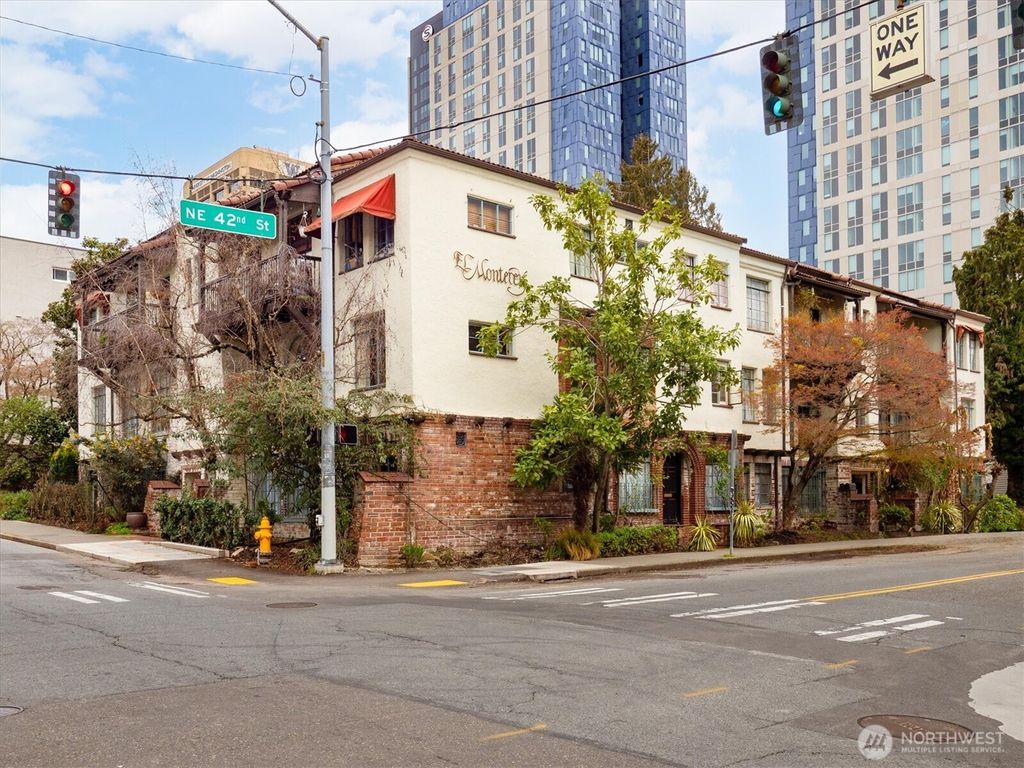 Photo of 1106 NE 42nd St #19, Seattle, WA 98105 (MLS # 2490482)