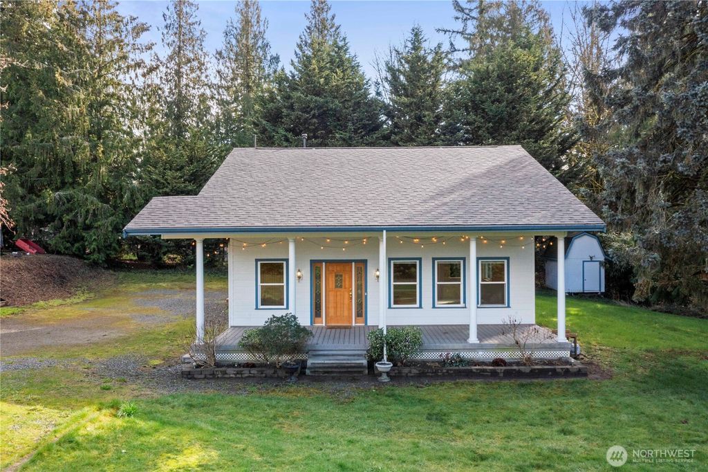 Photo of 26631 204th Avenue SE, Covington, WA 98042 (MLS # 2484583)