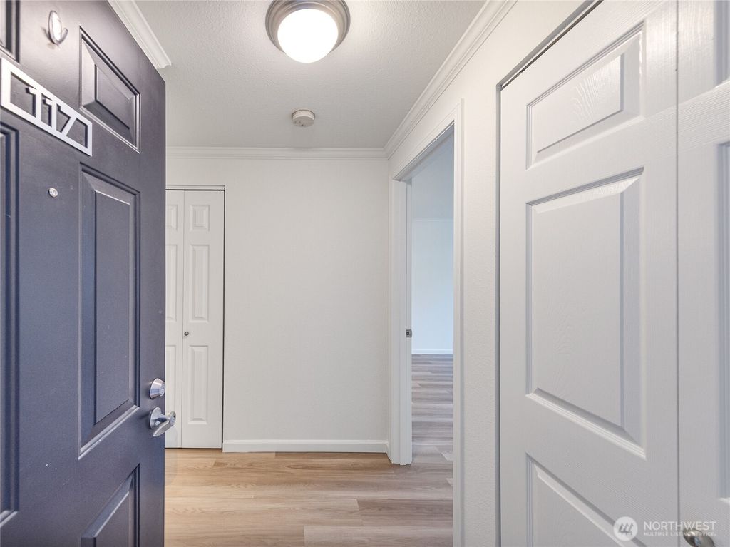 Photo of 10026 NE 127th Place Pl #D117, Kirkland, WA 98034 (MLS # 2499227)