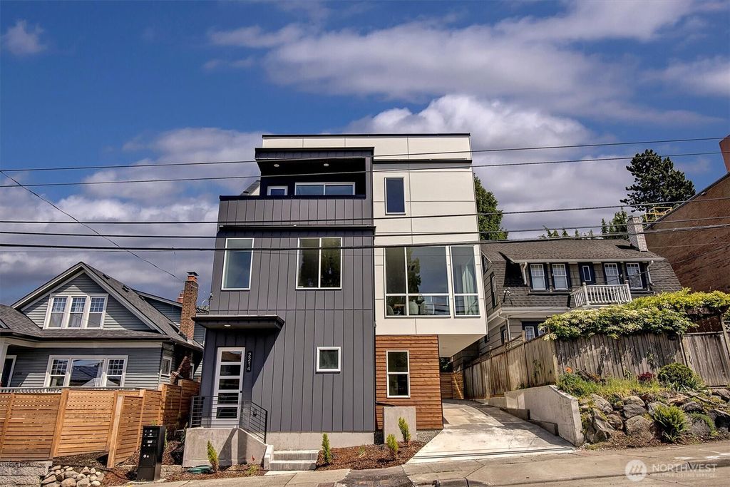 Photo of 2214 10th Avenue E, Seattle, WA 98102 (MLS # 2333283)