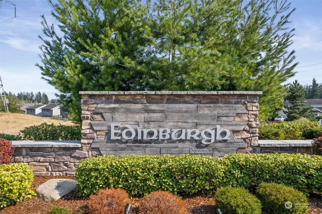 Photo of 21727 SE 280th Street, Maple Valley, WA 98038 (MLS # 2275995)