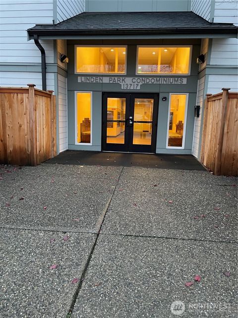 13717 Linden Avenue N 229 Seattle WA 98133
