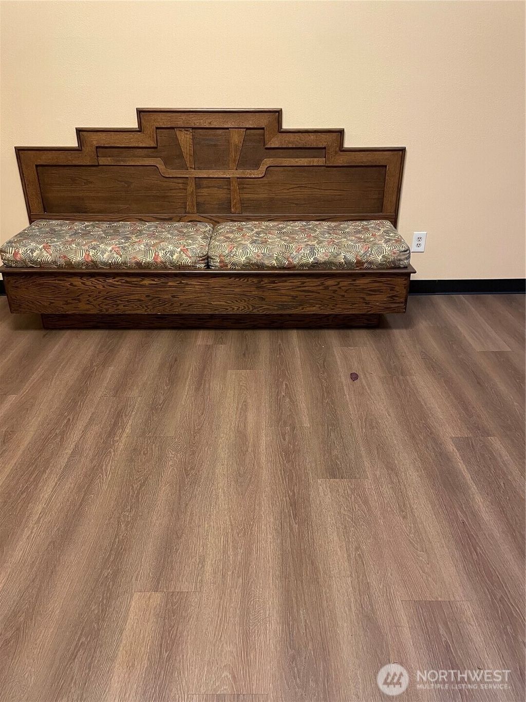 Photo of 13717 Linden Avenue N #229, Seattle, WA 98133 (MLS # 2460025)