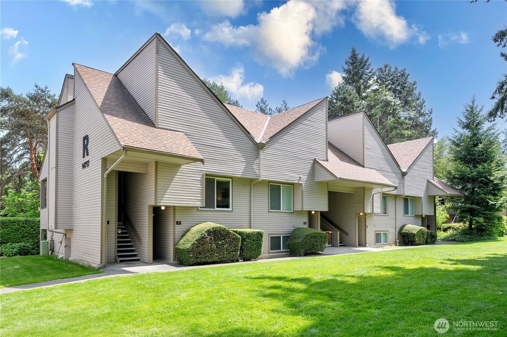 Photo of 14717 NE 44th Place #R8, Bellevue, WA 98007 (MLS # 2374591)