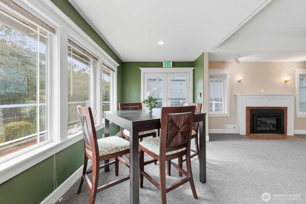 Photo of 10516 E Riverside Drive, Bothell, WA 98011 (MLS # 2408508)