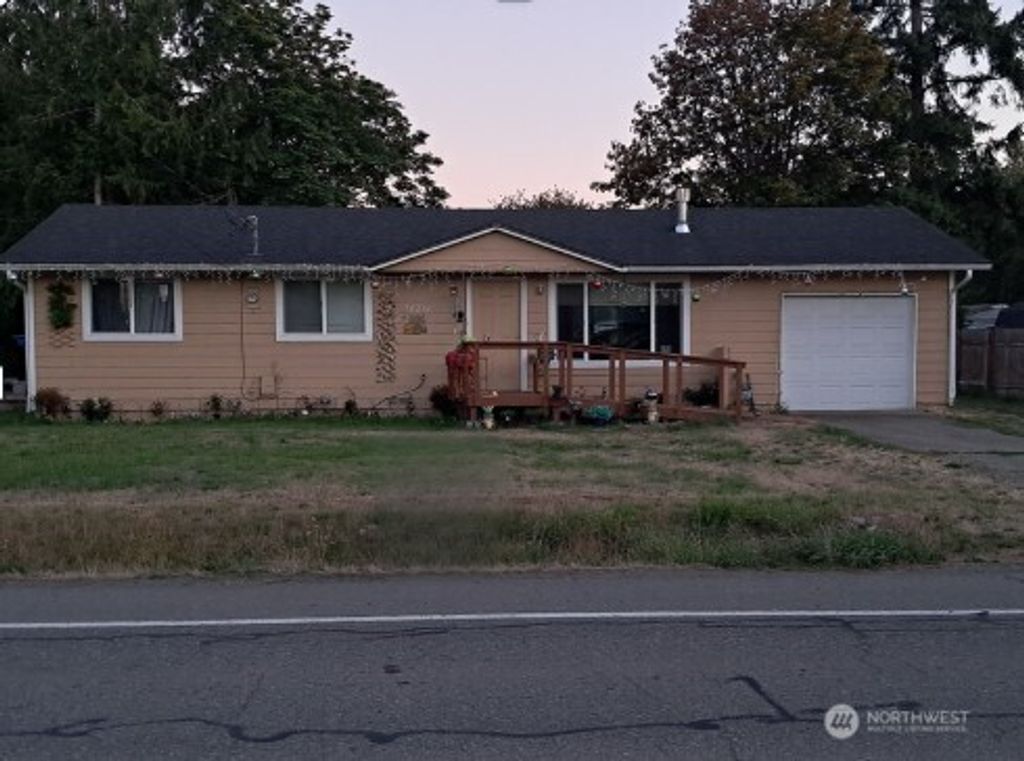 Photo of 18219 SE 262nd Place, Covington, WA 98042 (MLS # 2425303)