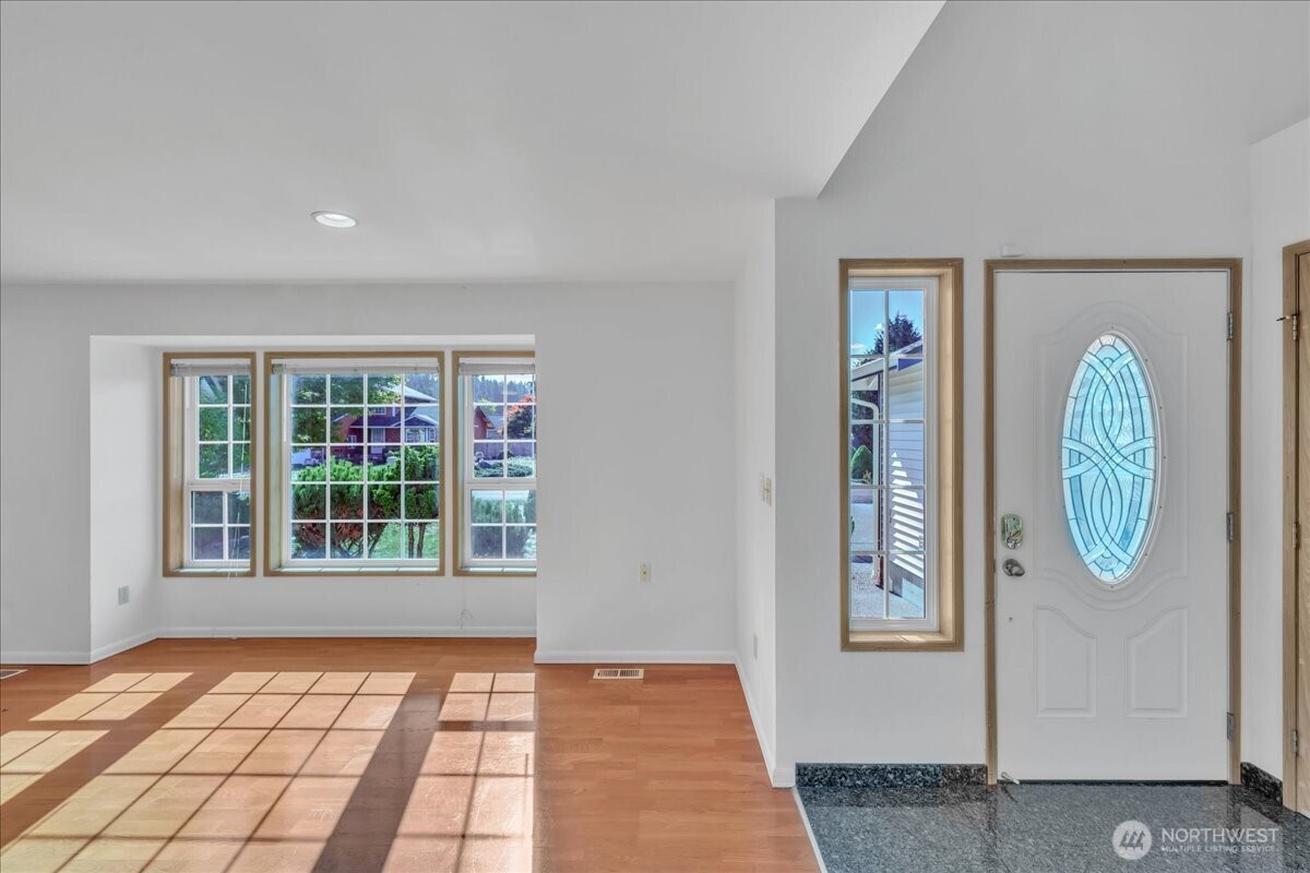 8703 232nd Street Ct E