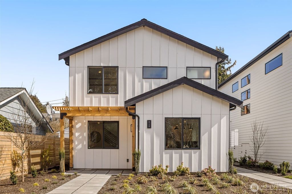 Photo of 8124 17th Avenue SW, Seattle, WA 98106 (MLS # 2347380)