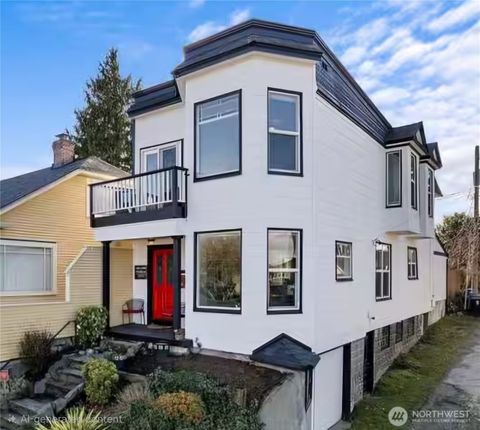 Photo of 2710 N Washington Street, Tacoma, WA 98407 (MLS # 2523503)