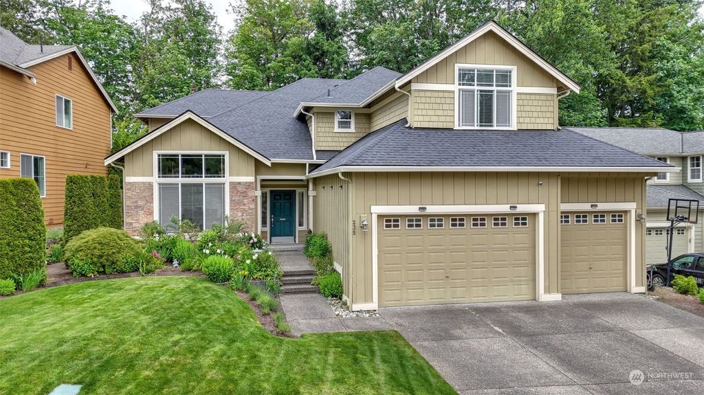 Photo of 235 247th Place NE, Sammamish, WA 98074 (MLS # 2324257)