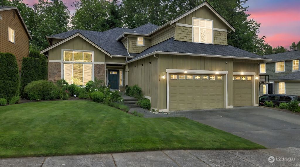 Photo of 235 247th Place NE, Sammamish, WA 98074 (MLS # 2324257)