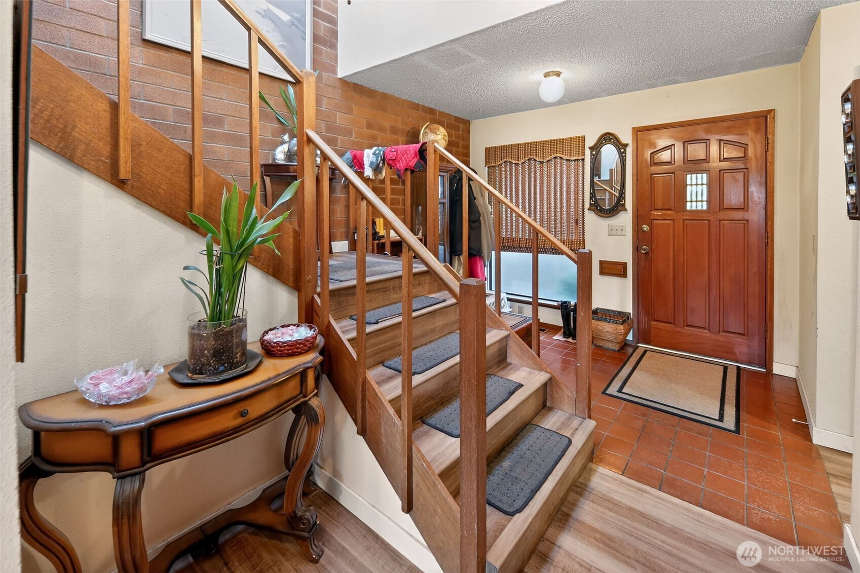 10717 Glen Acres Drive S 735